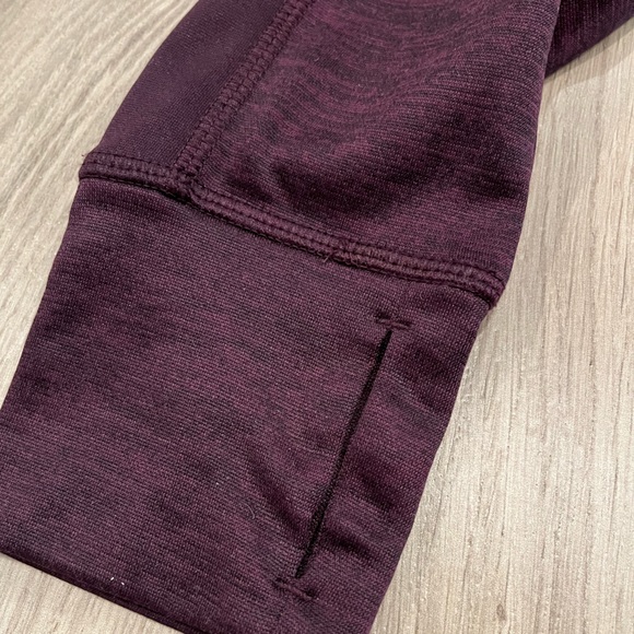 Champion size S crew neck sweater - Picture 2 of 6